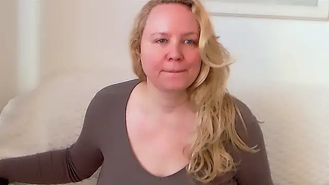 Sarah4you online show from October 24, 2:13 pm