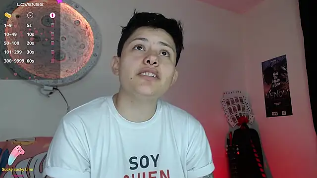 girl intense444 online show from January 22, 4:12 pm