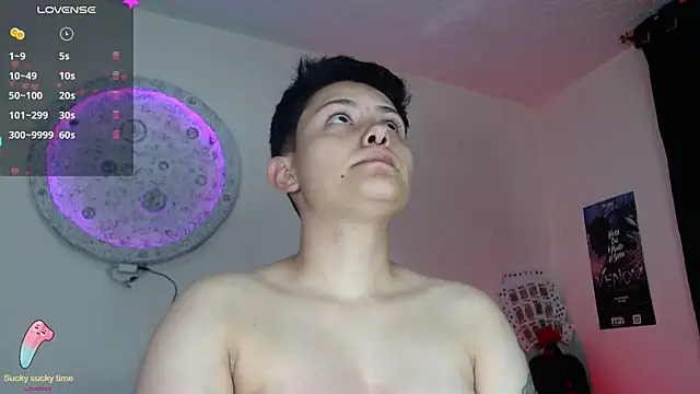 girl intense444 online show from January 28, 6:17 pm