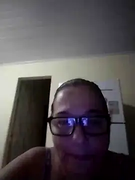 Snapshot of catdool chatting on January 23, 6:28 am catdool online show from January 23, 6:28 am