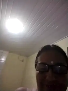 Snapshot of catdool chatting on March 15, 6:36 am catdool online show from March 15, 6:36 am