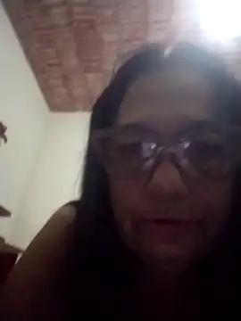 Snapshot of catdool chatting on November 1, 1:51 am catdool online show from November 1, 1:51 am