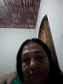 Snapshot of catdool chatting on December 3, 10:19 pm catdool online show from December 3, 10:19 pm