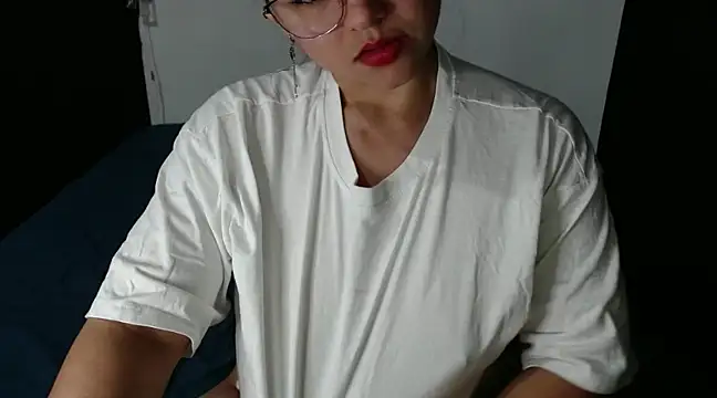 Snapshot of lizbodu chatting on February 17, 9:19 pm lizbodu online show from February 17, 9:19 pm