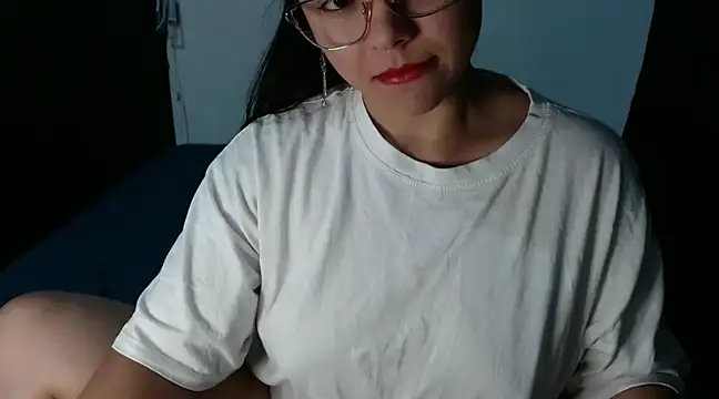 Snapshot of lizbodu chatting on February 18, 1:32 am lizbodu online show from February 18, 1:32 am