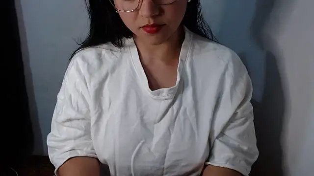 Snapshot of lizbodu chatting on March 15, 11:06 pm lizbodu online show from March 15, 11:06 pm