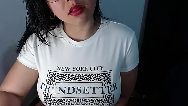 Snapshot of lizbodu chatting on October 13, 12:21 am lizbodu online show from October 13, 12:21 am