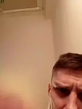 Snapshot of TJEMOKA chatting on November 17, 12:05 am TJEMOKA online show from November 17, 12:05 am