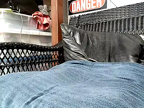 HungHawaiian808xh online show from October 18, 9:26 pm