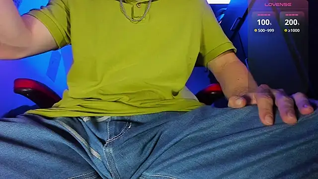 Alex smith00 online show from December 29, 1:56 am