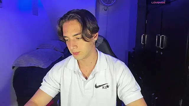 Alex smith00 online show from September 14, 1:49 am