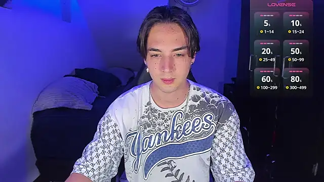 Alex smith00 online show from September 20, 11:28 pm