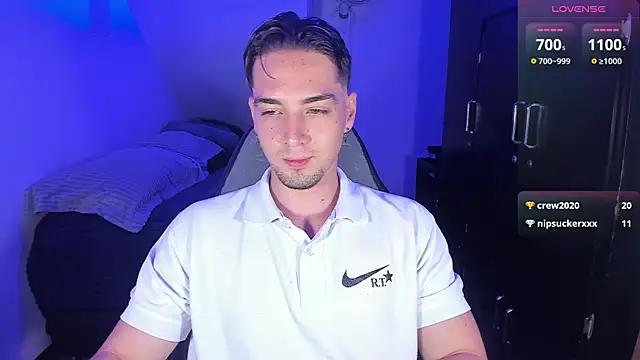 Alex smith00 online show from October 2, 11:56 pm