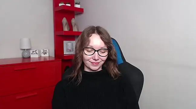 Snapshot of Cookie_zoe chatting on December 23, 10:32 am Cookie zoe online show from December 23, 10:32 am