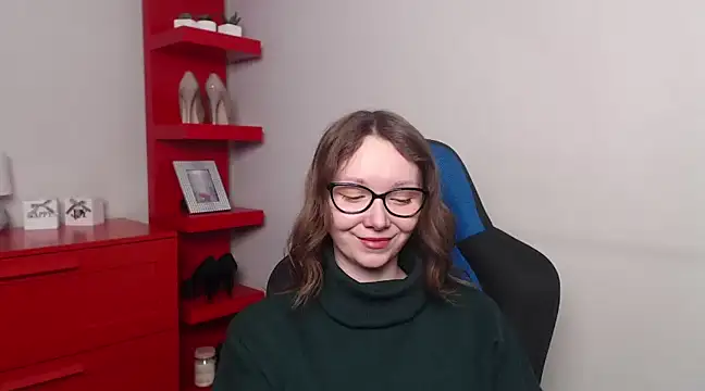 Snapshot of Cookie_zoe chatting on February 12, 6:40 am Cookie zoe online show from February 12, 6:40 am