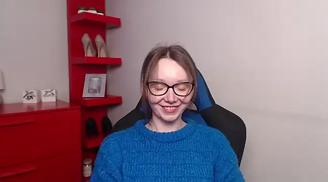 Snapshot of Cookie_zoe chatting on March 4, 6:37 am Cookie zoe online show from March 4, 6:37 am