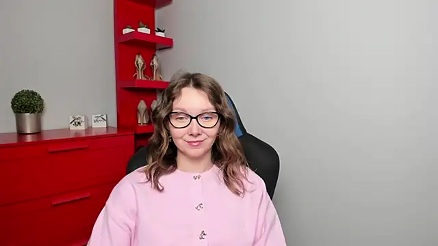 Snapshot of Cookie_zoe chatting on September 23, 5:32 am Cookie zoe online show from September 23, 5:32 am