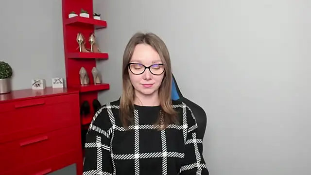 Snapshot of Cookie_zoe chatting on October 17, 6:49 am Cookie zoe online show from October 17, 6:49 am