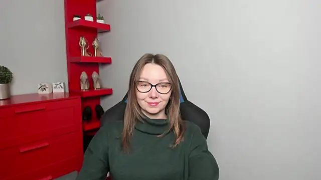 Snapshot of Cookie_zoe chatting on October 28, 6:39 am Cookie zoe online show from October 28, 6:39 am