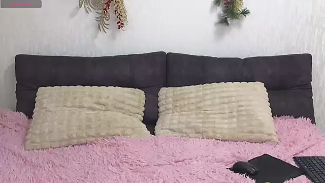 Snapshot of Lady_Murenza chatting on January 12, 8:14 pm Lady Murenza online show from January 12, 8:14 pm