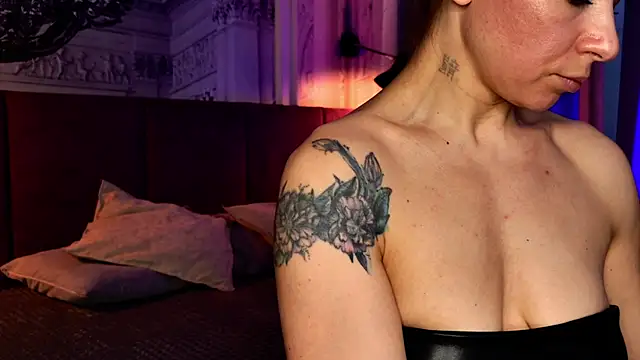 SofiaFoster  online show from February 2, 2:13 pm