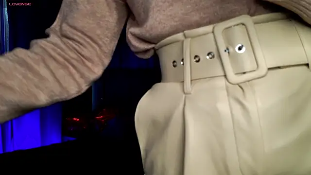 SofiaFoster  online show from February 19, 1:50 pm