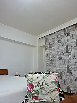 Snapshot of hotSANDRA_STARR chatting on October 9, 6:06 pm hotSANDRA STARR online show from October 9, 6:06 pm