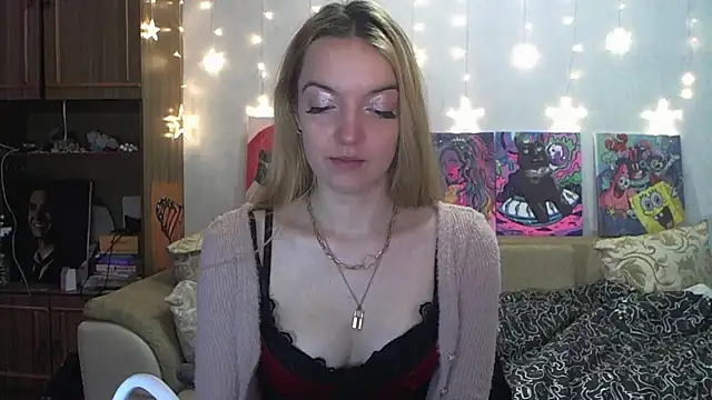 SecretSophia online show from January 4, 2:56 am