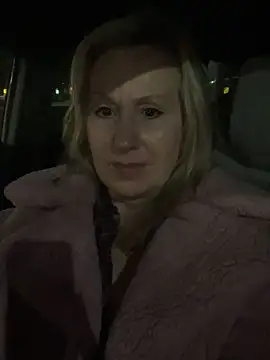 Lisaisluscious online show from January 30, 12:39 am