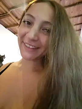 VickyHoult online show from December 21, 10:30 pm