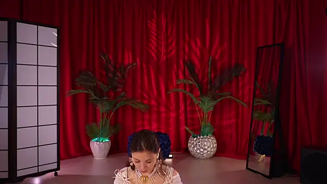 KittyCaitlin online show from October 14, 11:27 pm