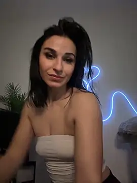 OIivia online show from March 6, 1:16 am