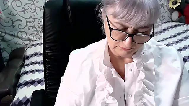 LolkaAlyss online show from March 5, 10:10 pm