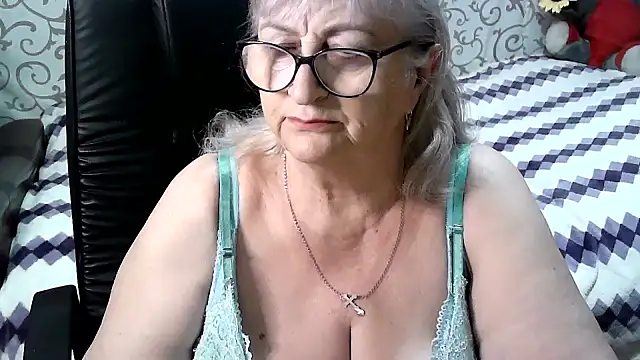 LolkaAlyss online show from March 6, 9:31 pm