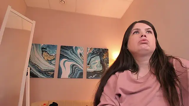 BattyMoll online show from January 17, 8:44 pm