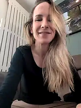 NaomiAndFriends online show from February 5, 2:16 pm