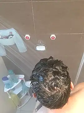 Snapshot of towers_j chatting on February 19, 4:11 pm towers j online show from February 19, 4:11 pm