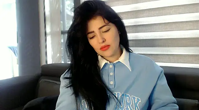 Aleska  Bell online show from February 4, 1:27 pm