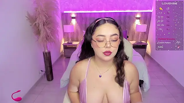 emmy walker online show from September 10, 11:10 am