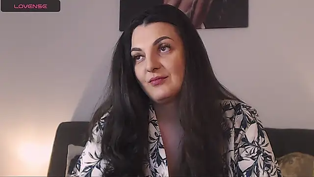 itsyourlady online show from February 12, 1:06 pm