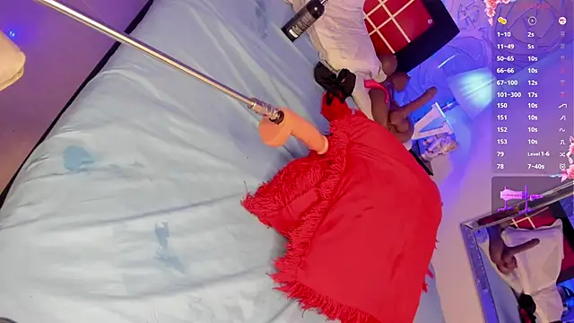 vennus1  online show from March 6, 11:25 am