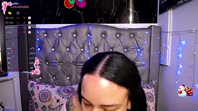 LAILAGUMMY online show from December 27, 4:32 pm