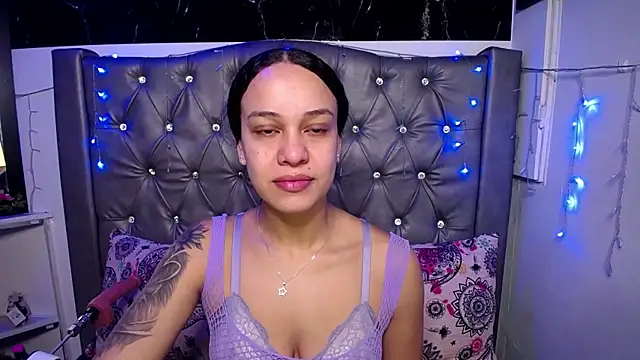 LAILAGUMMY online show from March 5, 12:00 pm