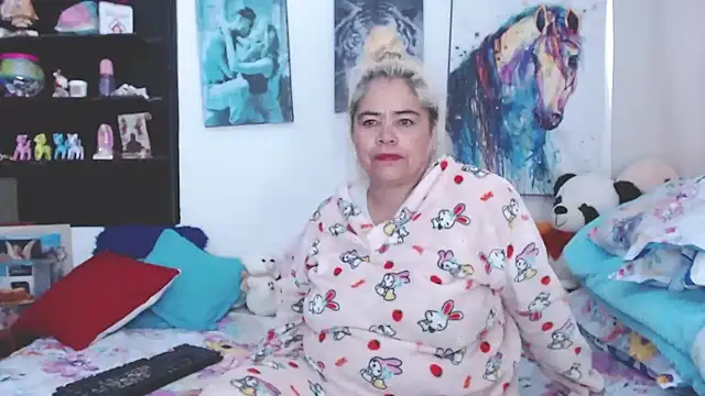 estrellita fugaz16x online show from February 1, 12:26 pm