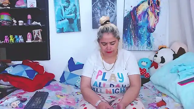 estrellita fugaz16x online show from March 7, 3:40 am