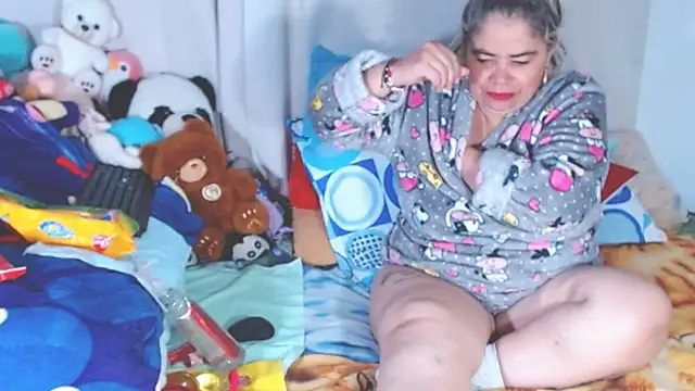 estrellita fugaz16x online show from September 30, 4:28 am