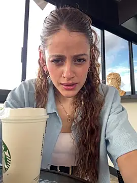 alana15 online show from January 31, 9:26 pm