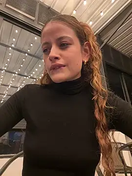 alana15 online show from March 6, 12:43 am