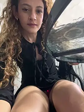 alana15 online show from October 4, 9:35 pm