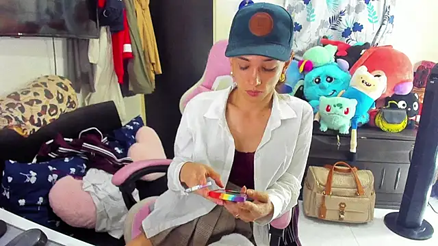 Lawrncesofiets online show from January 30, 12:18 am